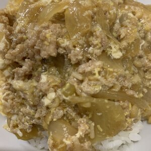 鶏ミンチで作る、子供も食べやすい親子丼